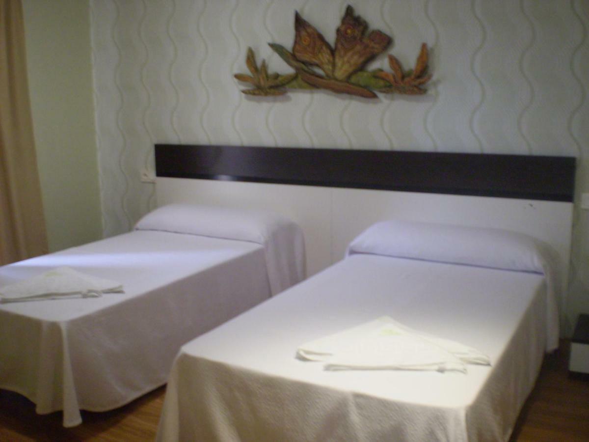 Hotel Gardu Montealegre del Castillo ภายนอก รูปภาพ