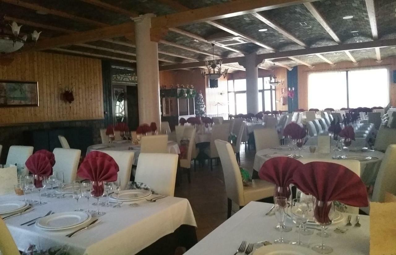 Hotel Gardu Montealegre del Castillo ภายนอก รูปภาพ