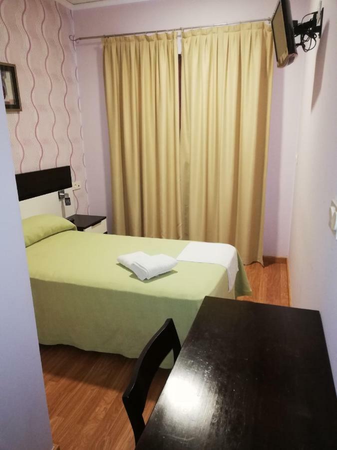 Hotel Gardu Montealegre del Castillo ภายนอก รูปภาพ