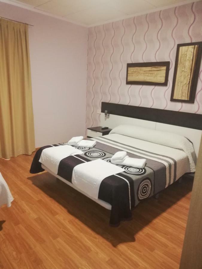 Hotel Gardu Montealegre del Castillo ภายนอก รูปภาพ